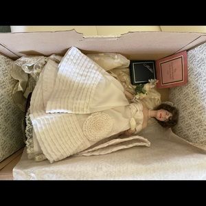 Jacqueline Kennedy Wedding Doll